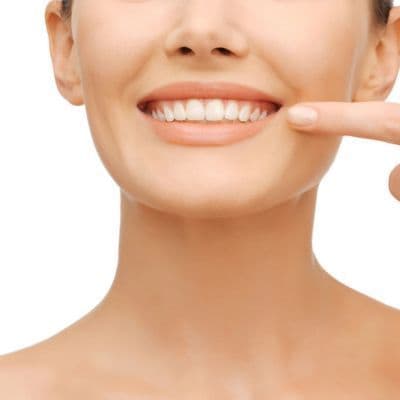 Bruxisme : causes, symptômes et solutions pour protéger vos dents