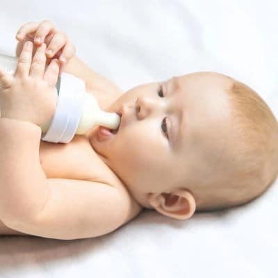 Allergie aux protéines de lait de vache (APLV) : comment la détecter et y faire face ?