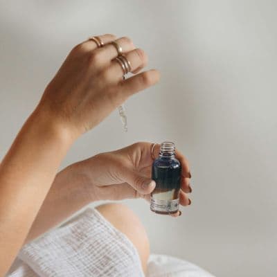 Peau irritée ? Cet ingrédient calme et répare rapidement