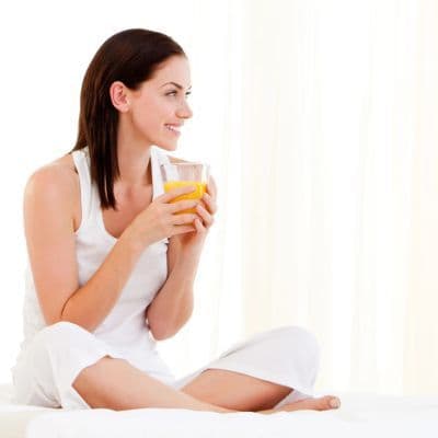 Isoflavones et équilibre hormonal chez la femme : tout ce qu’il faut savoir