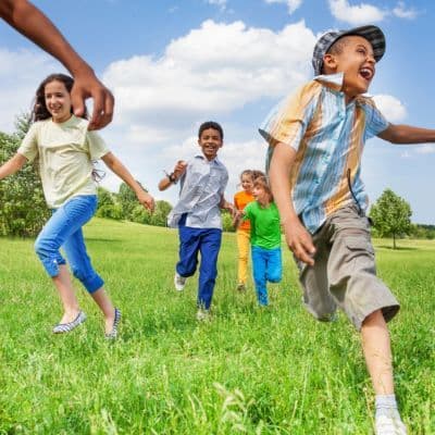 Enfants et écrans : comment éviter que la sédentarité nuise à leur développement