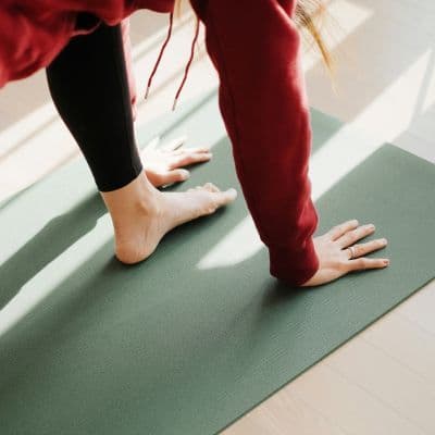 Pieds qui brûlent : le rôle caché de l'acide urique