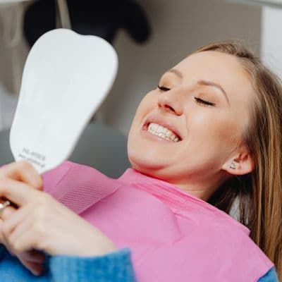 Les meilleurs blanchissants dentaires pour des dents blanches et saines