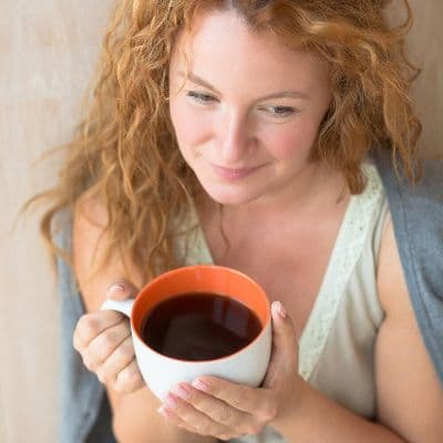 Rhodiola rosea : énergie mentale durable sans les effets secondaires du café