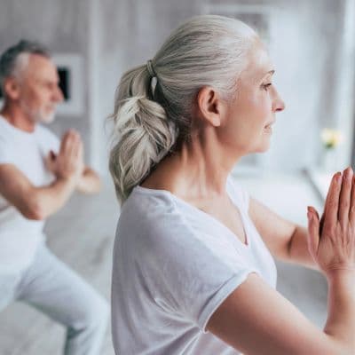 Yoga pour débutants : 5 postures clés pour se sentir mieux