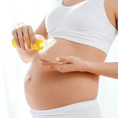 Règles après bébé : quand et à quoi s’attendre ?